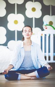 禪定時配合腹部呼吸與專注力