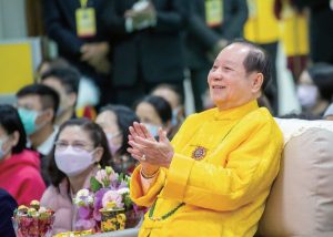 禪宗第八十五代宗師悟覺妙天禪師與弟子和信眾歡慶弘法40周年暨2023新春團拜