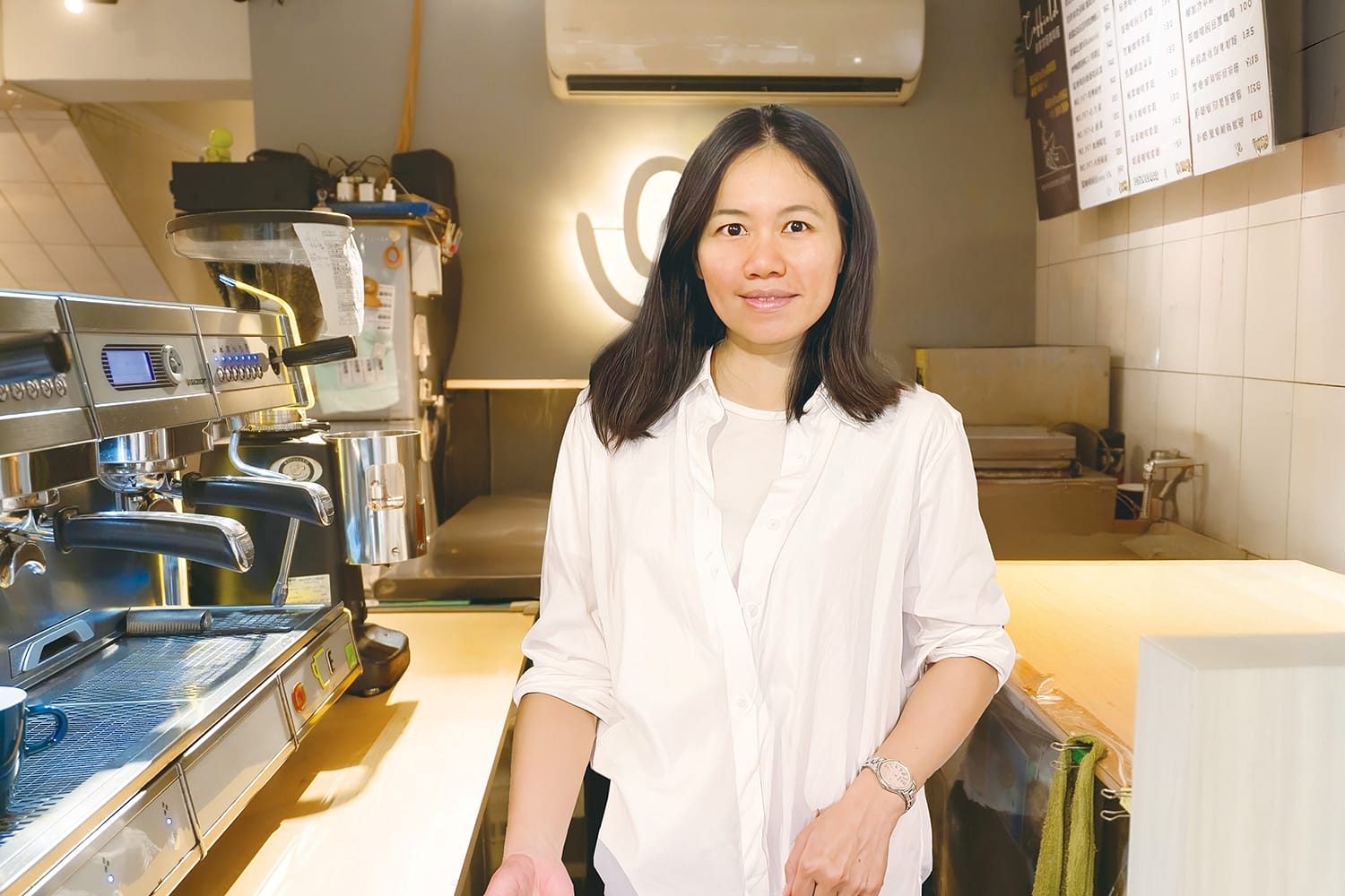 徐小玲跨領域做社工服務