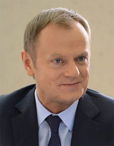 曾任波蘭總理的現任歐洲理事會主席唐納德．圖斯克（Donald Franciszek Tusk）自2014年12月1日就任迄今。歐洲理事主席是歐盟在世界舞台上對外的主要代表，俗稱「歐盟總統」。（圖片來源：維基百科）