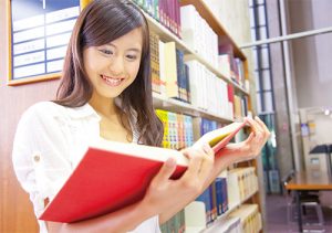 閱讀紙本書籍的專注力與思考力比閱讀電子書與網路更加深入