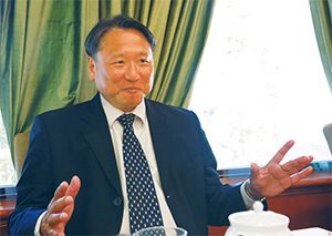 國際禮儀專家朱立安