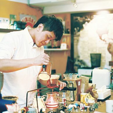 打平管銷　以店名提醒自己　30歲創業　用咖啡賺進第一桶金