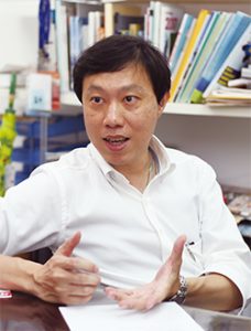 輔仁大學義大利語文學系主任張孟仁