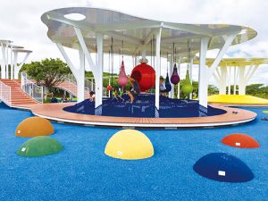 日本沖繩平和祈念公園跳床