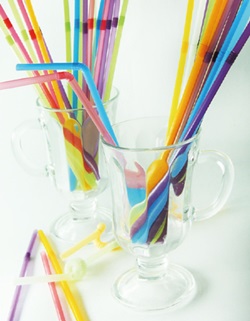 吸管除了可能溶出塑化劑