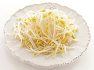 平時多吃豆芽可補充維生素C