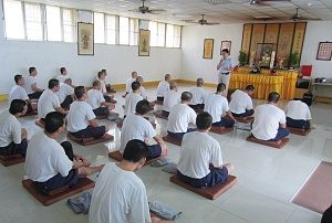 救世會持續派遣禪修解毒師深入戒治單位幫助毒癮患者