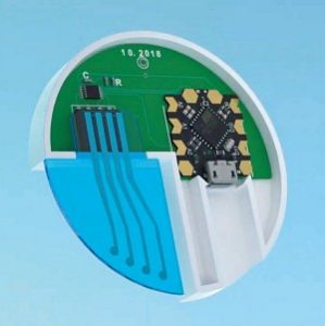 由許多晶片製成的Hypertaste 電子舌頭感測器，具備高度的靈敏性