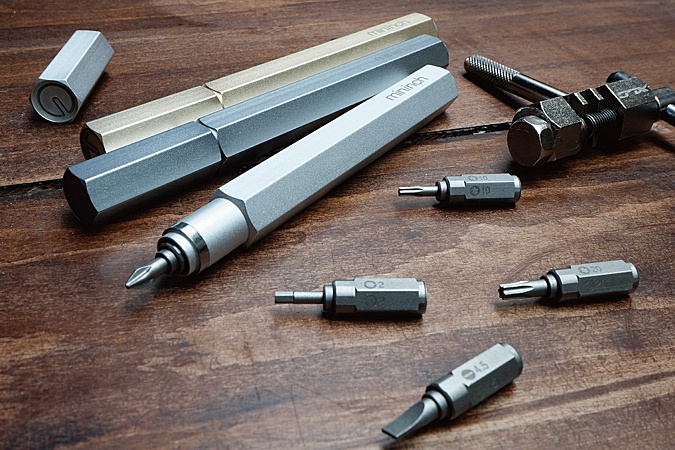Tool Pen 工具筆　螺絲起子界的瑞士刀