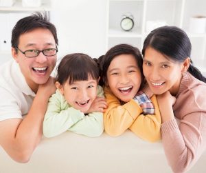 溫馨幸福的家庭氣氛