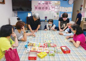 永春里每週舉辦桌遊活動