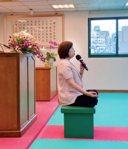 覺妙普蓮