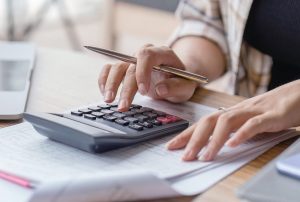 規律記帳並留意消費當下心情，可釐清心理帳戶的影響