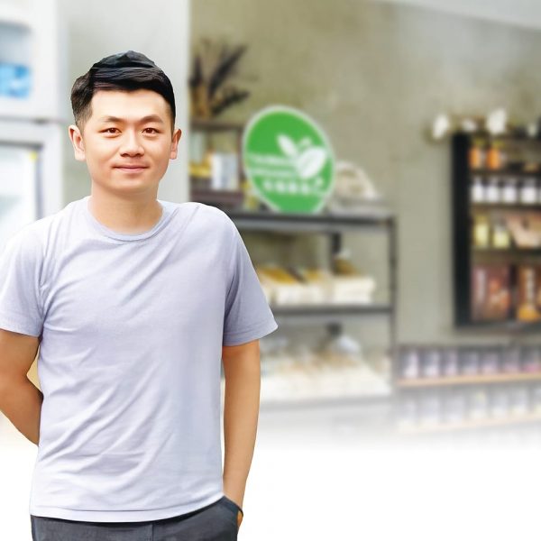 239青年開路：陳智謙創業像打怪闖關　推廣品牌有機蔬果