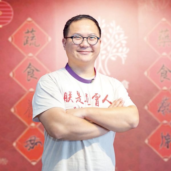 241心靈人物：飯店主廚返鄉創業李豐達　推廣漢方素食