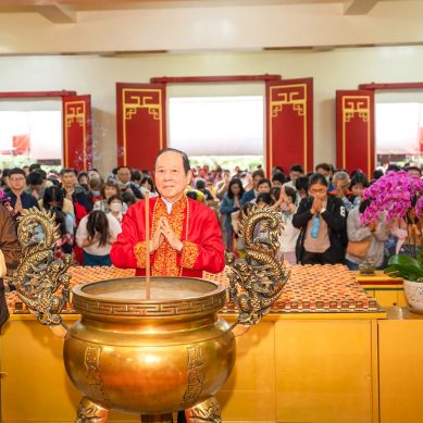 修行要把佛經和見證統合起來　妙天禪師主持慈航寺觀音聖誕法會